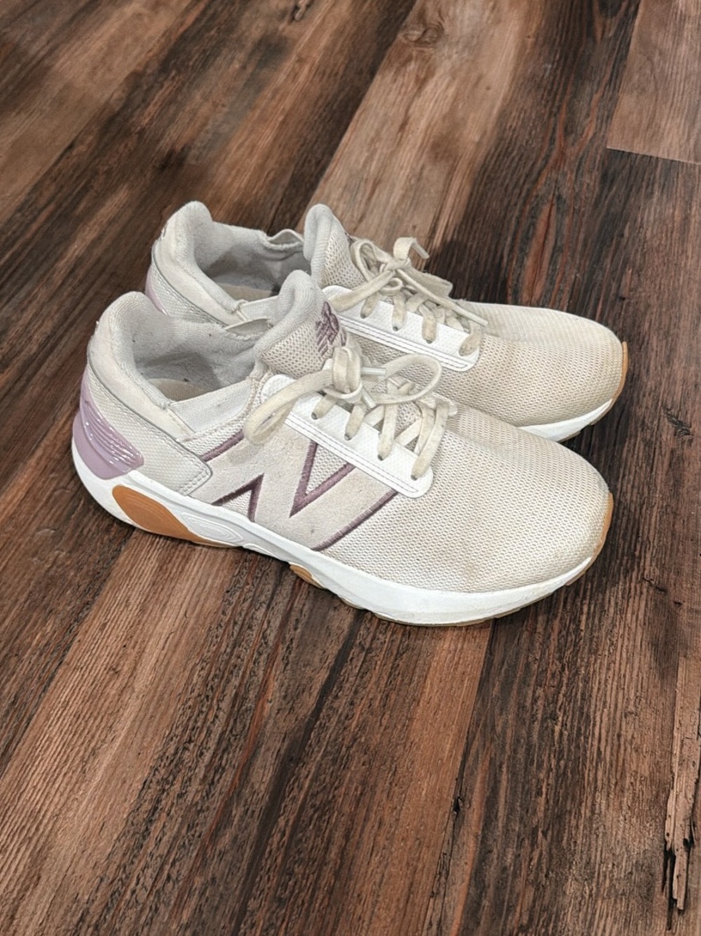 New Balance Women's Athletic Sneakers in Light Beige and Lavender